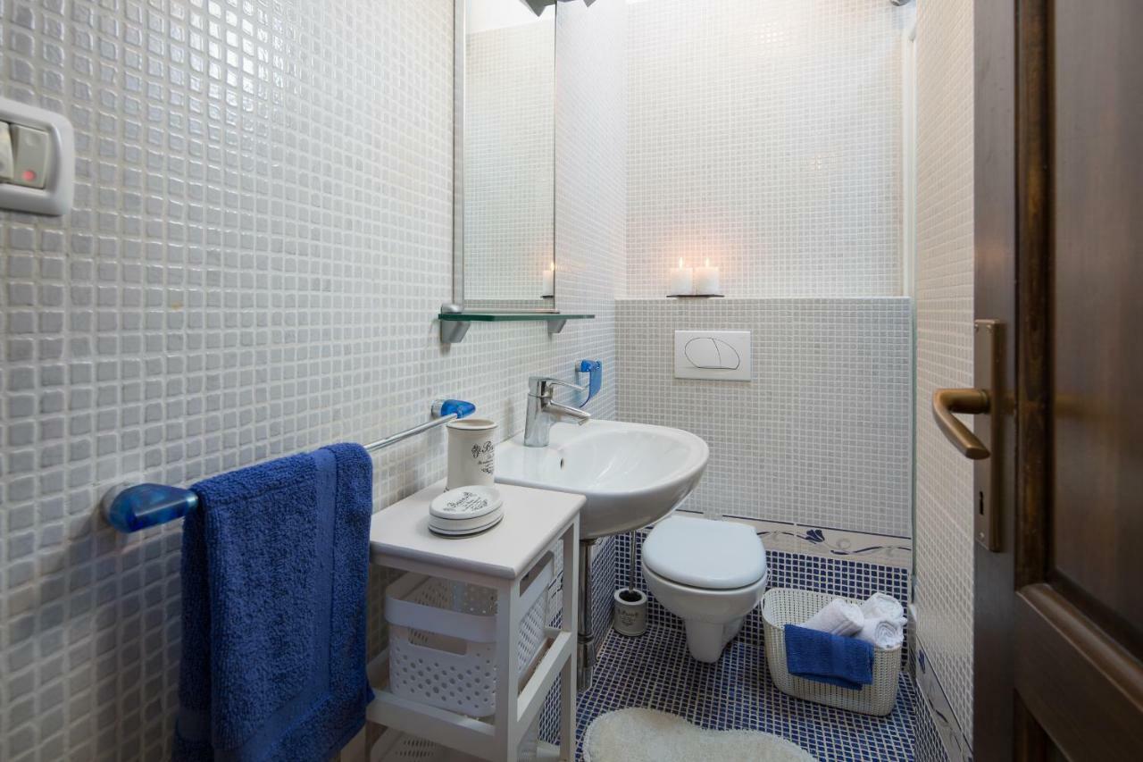 Apartments Bonaparte Πόρετς Εξωτερικό φωτογραφία
