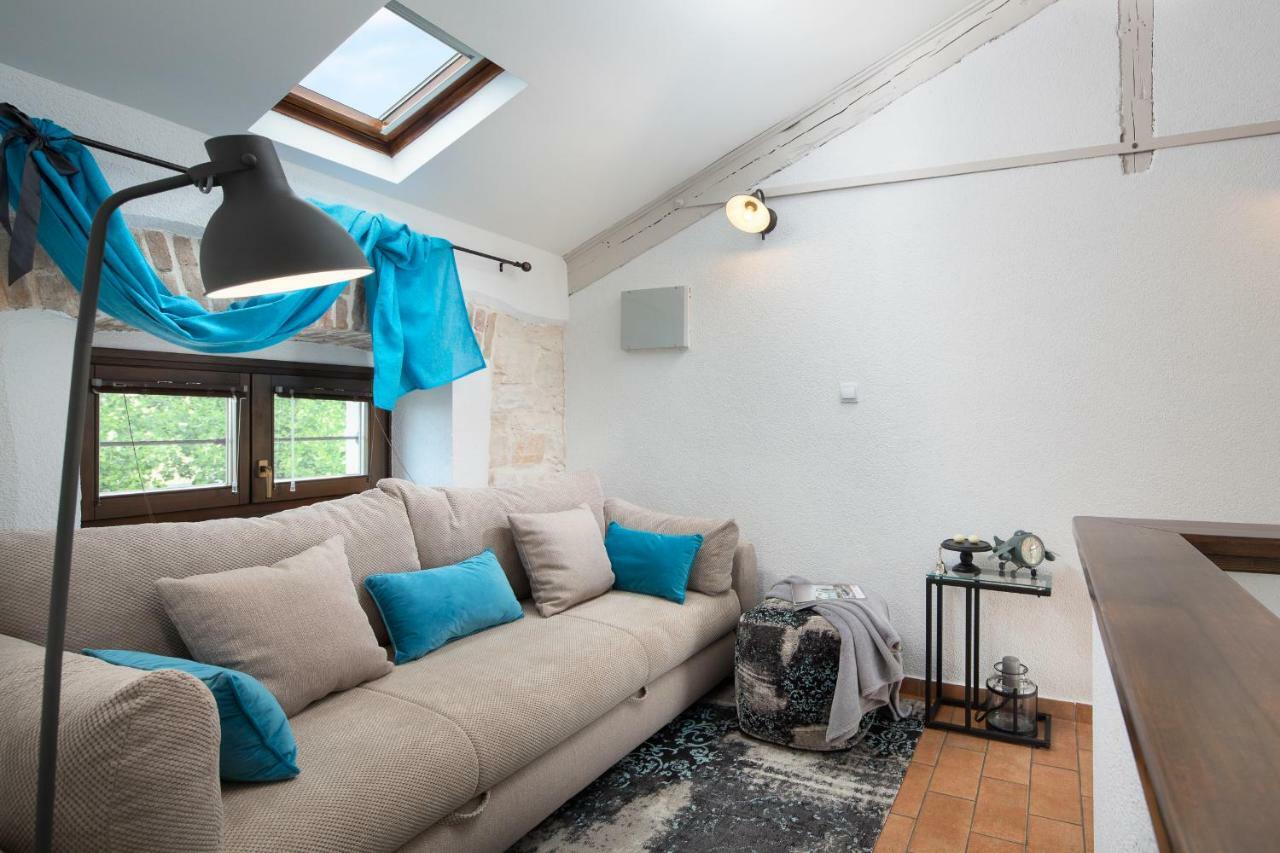 Apartments Bonaparte Πόρετς Εξωτερικό φωτογραφία