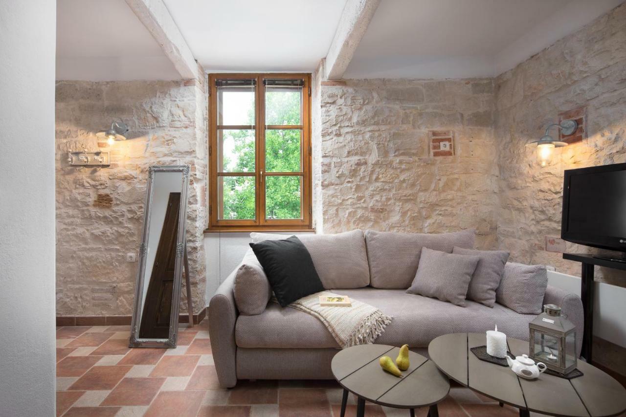 Apartments Bonaparte Πόρετς Εξωτερικό φωτογραφία